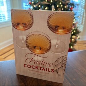 🎄 Festive Cocktails: Recipes with Good Cheer by Imbibe Magazine - Holiday Drinks